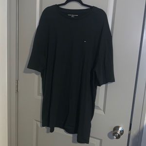 Men's black tommy Hilfiger tee